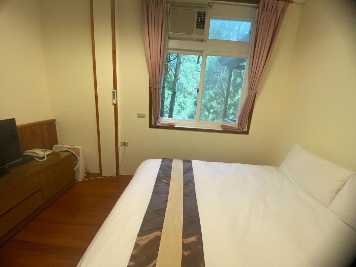Lu-Lin B&B Wufeng  Extérieur photo